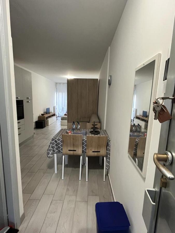 Einaudi Apartment 科洛尼奥·蒙泽塞 外观 照片