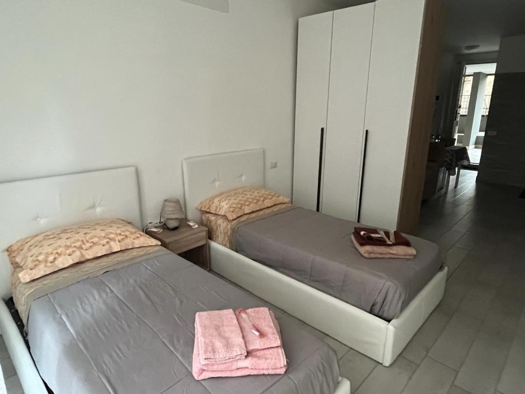 Einaudi Apartment 科洛尼奥·蒙泽塞 外观 照片